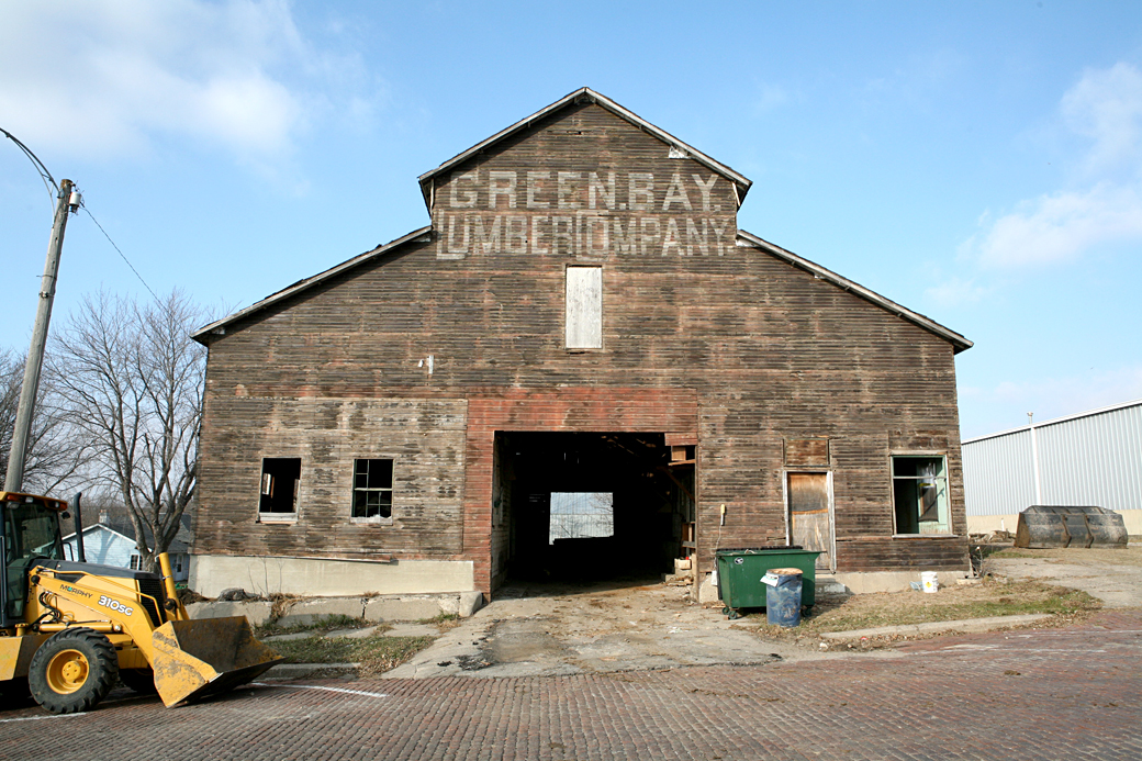 2006 Demolition of the Green Bay Lumber company building